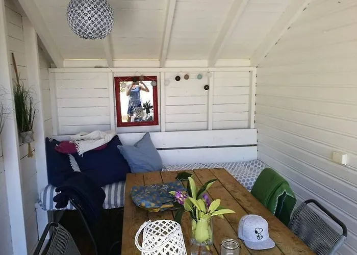 Villa Flott Med Sjoutsikt Badstue Og Badestamp *